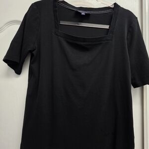 Jones New York Classic Black Short Sleeve Tee